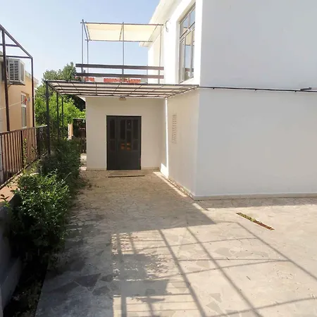 Unit_type_semidetached_house 7025 오레비츠